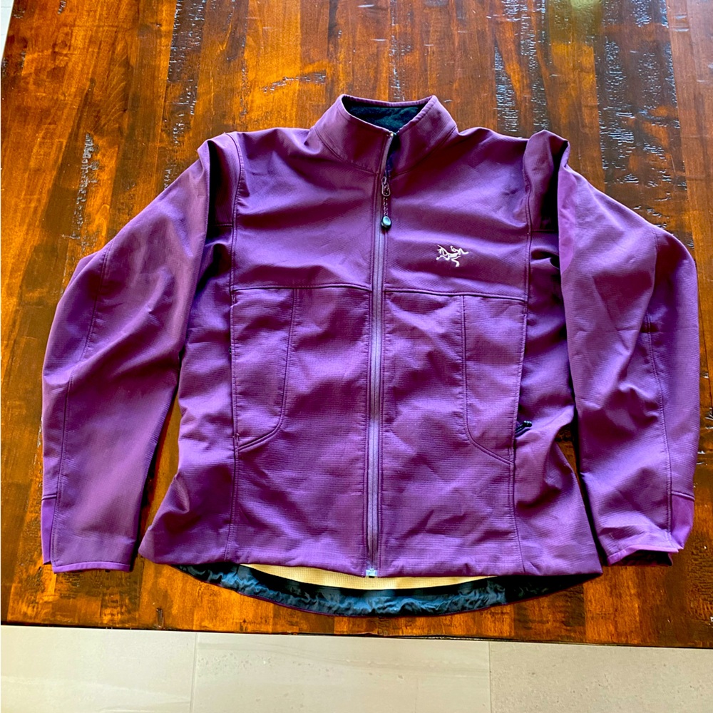 SOLD Arc’teryx Women’s Jacket